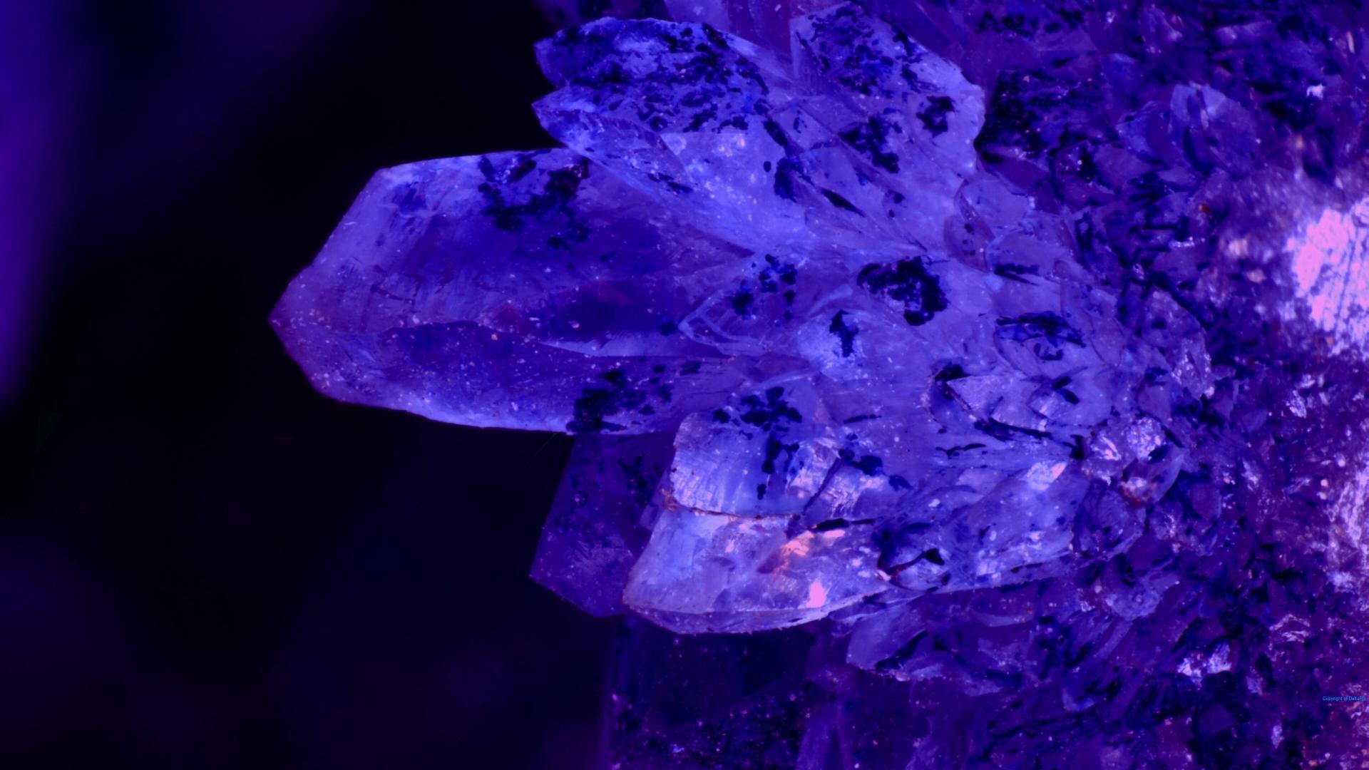 🥇 Aura crystals glow macro purple wallpaper | (52457)