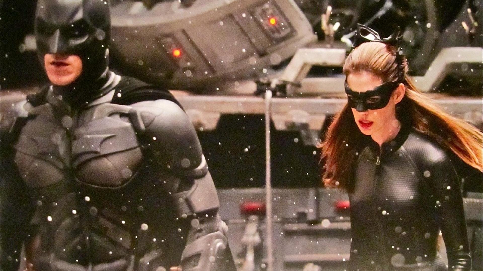 Anne Hathaway Batman Catwoman The Dark Knight Rises Wallpaper 5628 Anne Hathaway Batman Catwoman The Dark Knight Rises Wallpaper 5628