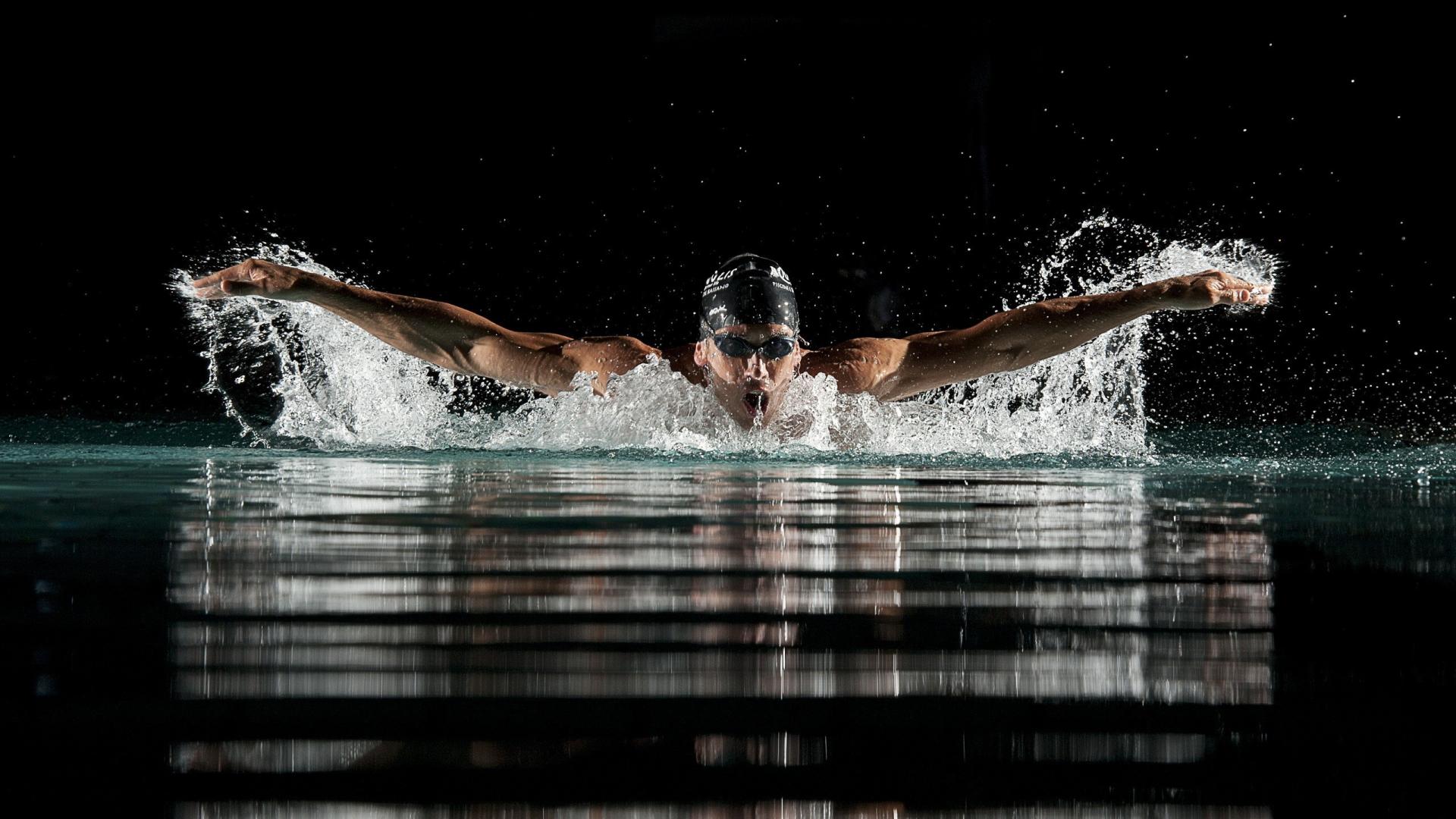 🥇 Wet men black background swimmer wallpaper | (113132)