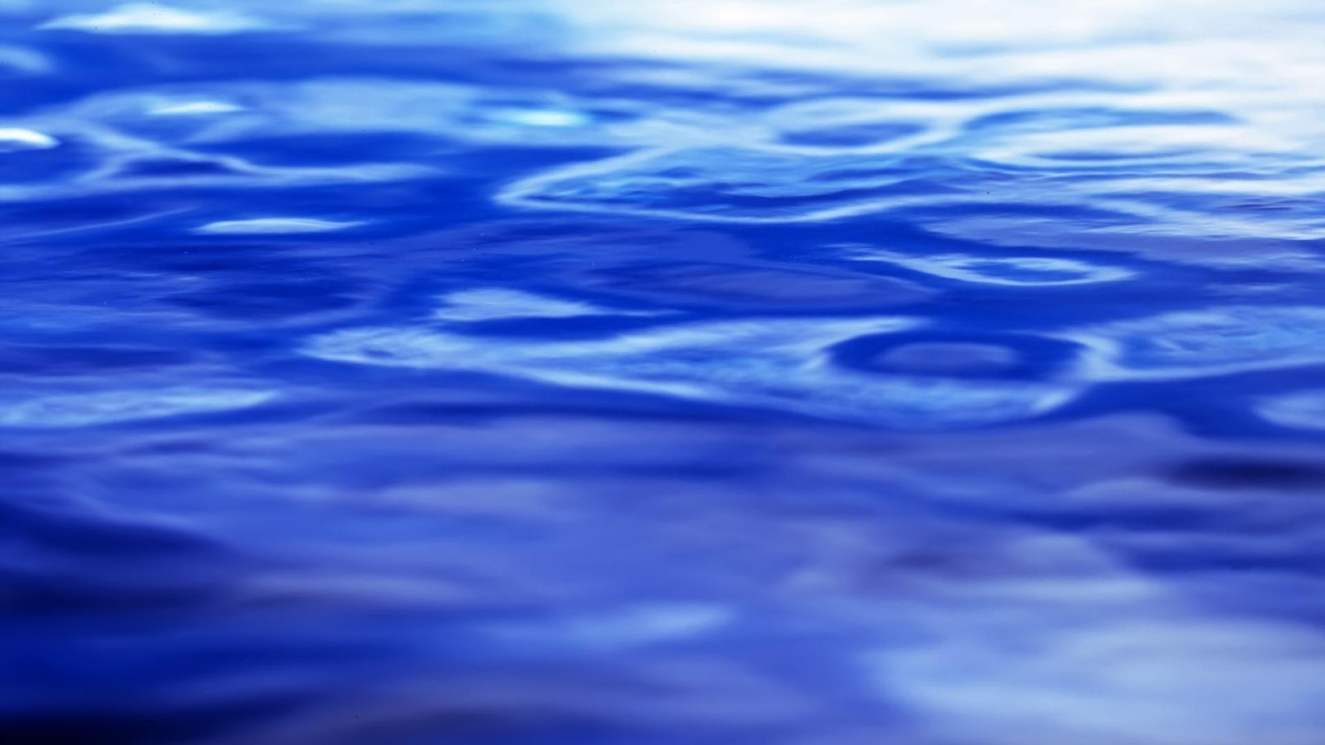 Вижу синюю реку. Вода картинки. Река синие воды. Синяя Речная вода. Качественная вода изображение.