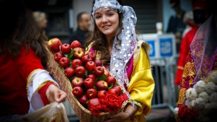 Women apples kurdistan sarbast kurdish wallpaper