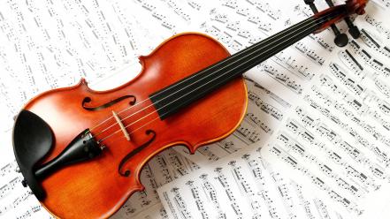Music notes violins wallpaper