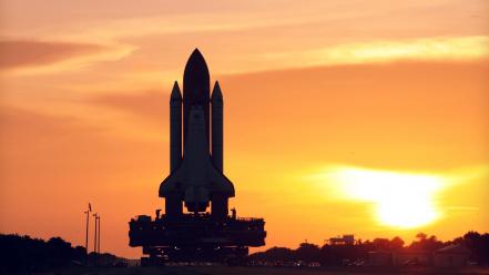 Space shuttle discovery rocket sunset wallpaper