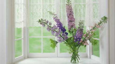 Bouquet purple flowers vase wallpaper