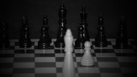 Black and white chess focus monochrome blurred board wallpaper
