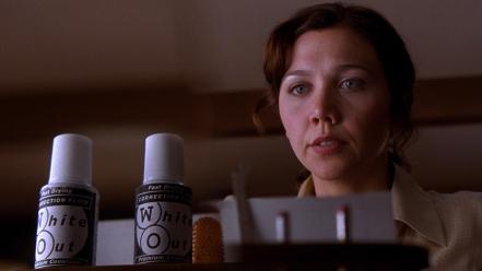 Maggie gyllenhaal screenshots secretary (movie) wallpaper