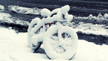 Snow bicycles wallpaper