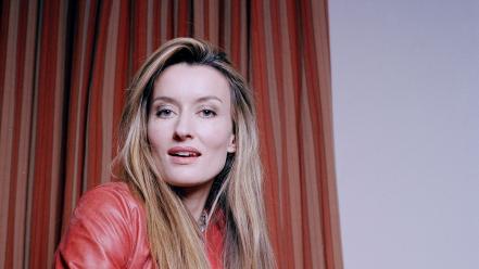 Natascha mcelhone wallpaper