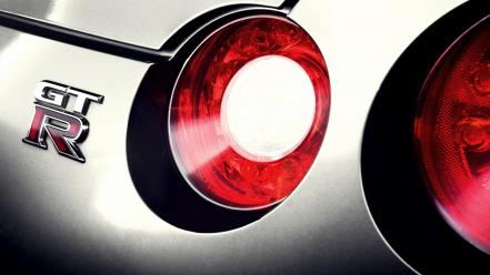 Close-up cars nissan gtr r35 gt-r taillights logo wallpaper