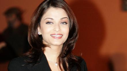 Aishwarya Rai Smile wallpaper