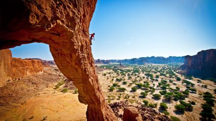 Mountaineers rock climbing shrubs formations chad (country) wallpaper