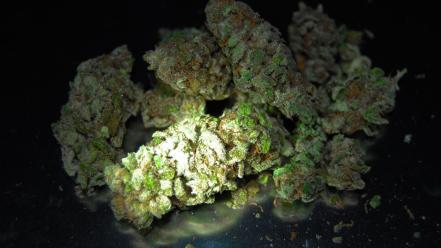 Drugs marijuana pot buds wallpaper
