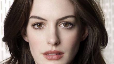Hathaway actresses brown eyes academy award winner wallpaper