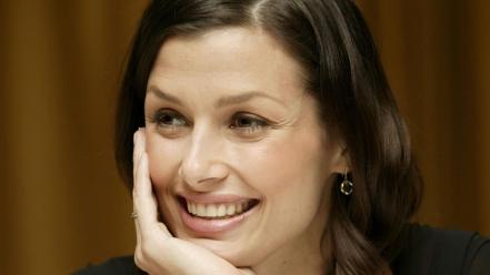 Bridget moynahan face wallpaper