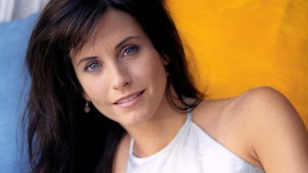 Brunettes courteney cox wallpaper