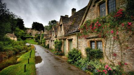 Nature houses the village wallpaper