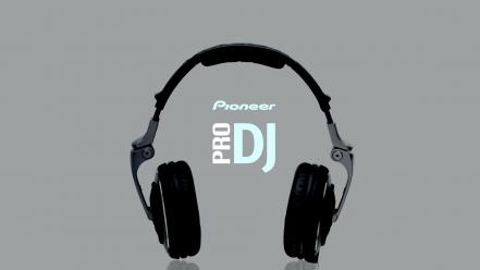 Headphones minimalistic pioneer dj simple wallpaper
