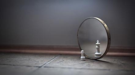 Floor mirrors chess wallpaper