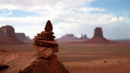 Desert rocks interfacelift sunny perspective wallpaper