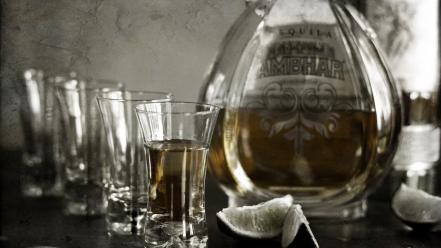 Glass drinks whisky wallpaper