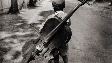 Cello gypsy monochrome old photography children eva besnyö wallpaper