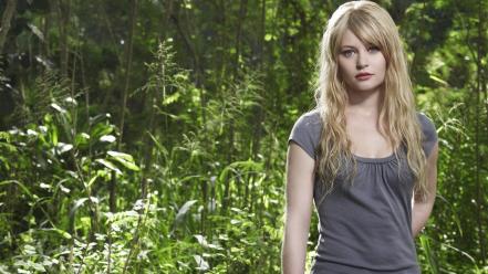 Emilie De Ravin Hd wallpaper