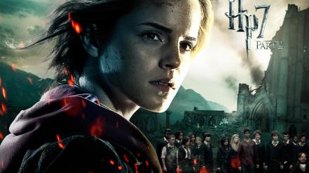 Emma Watson In Hp7 Part 2 wallpaper