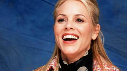 Maria bello laugh wallpaper