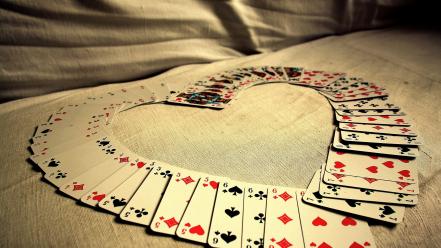 Cold playing cards beats wallpaper