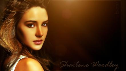 Shailene woodley wallpaper