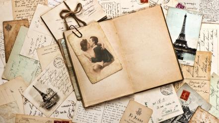 Letter love vintage wallpaper