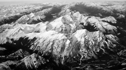 Black and white mountains wallpaper