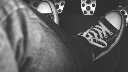Converse black and white feet jeans pedal wallpaper