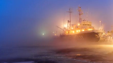 Ice winter ships fog port wallpaper