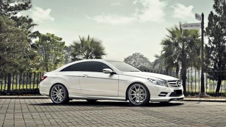 White coupe class mercedes benz wallpaper