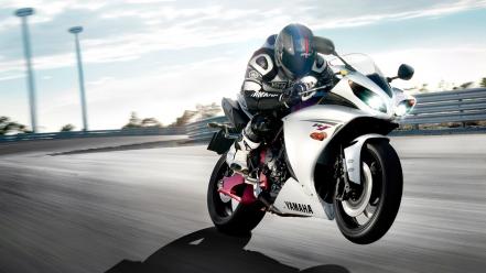 Yamaha r1 white wallpaper