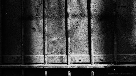 Black and white metallic rust rusted bars wallpaper