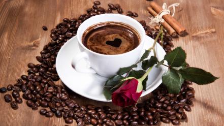 Coffee beans roses drinking cream and milk wallpaper
