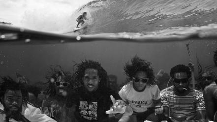 Water black people waves surfing underwater wallpaper
