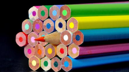 Colored pencils colors wallpaper