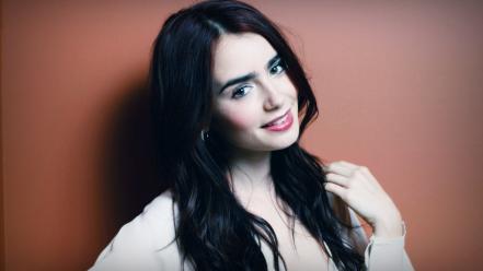 Lily collins pictures wallpaper