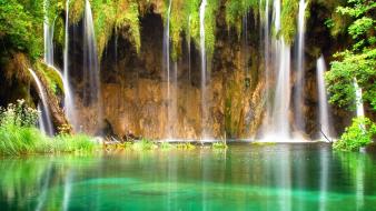 Scenic tropical waterfalls wallpaper