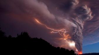 Tornado bolt lightning storm wallpaper