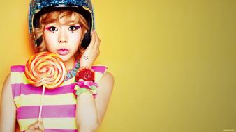 Lee soon kyu orange faces sunny lollipop wallpaper