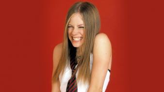 Avril lavigne tie celebrity smiling singers canadian wallpaper