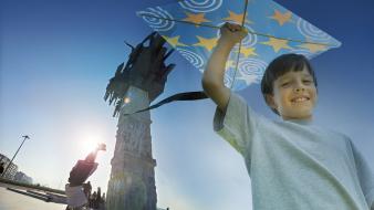 Kite izmir, turkey monumental cities blue skies wallpaper