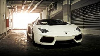 Sun white sunlight garages reflections lamborghini aventador lp700-4 wallpaper