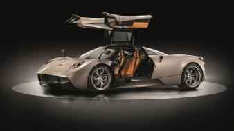 Cars pagani huayra