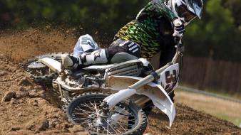 Yamaha motocross 2010 dirtbike wallpaper