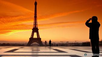 Eiffel tower paris france wallpaper